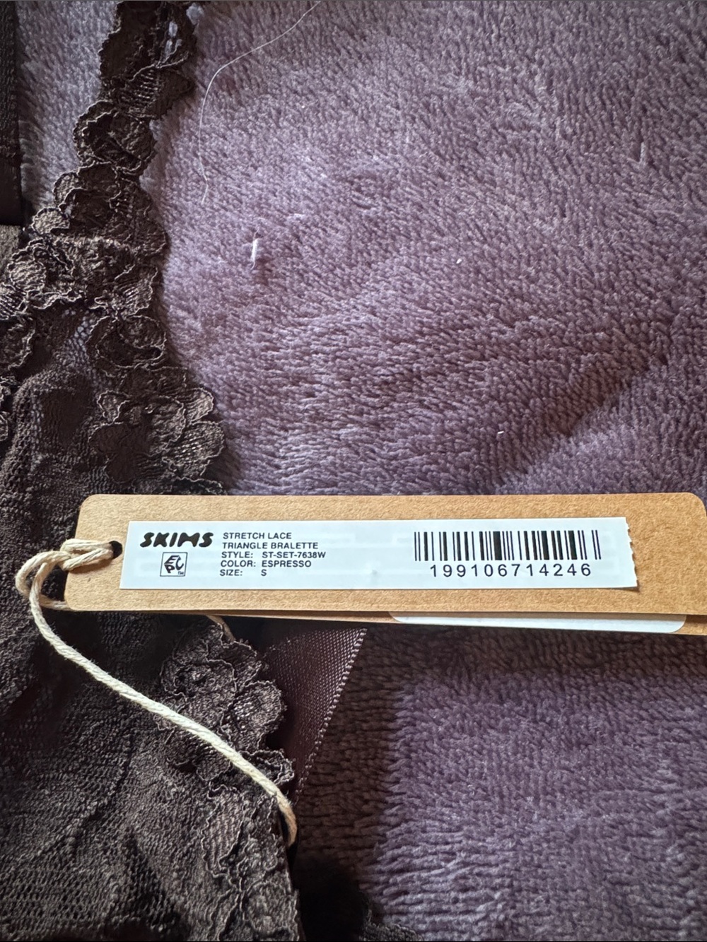 SKIMS Lace Triangle Bralette in Espresso - Picture 2 of 3